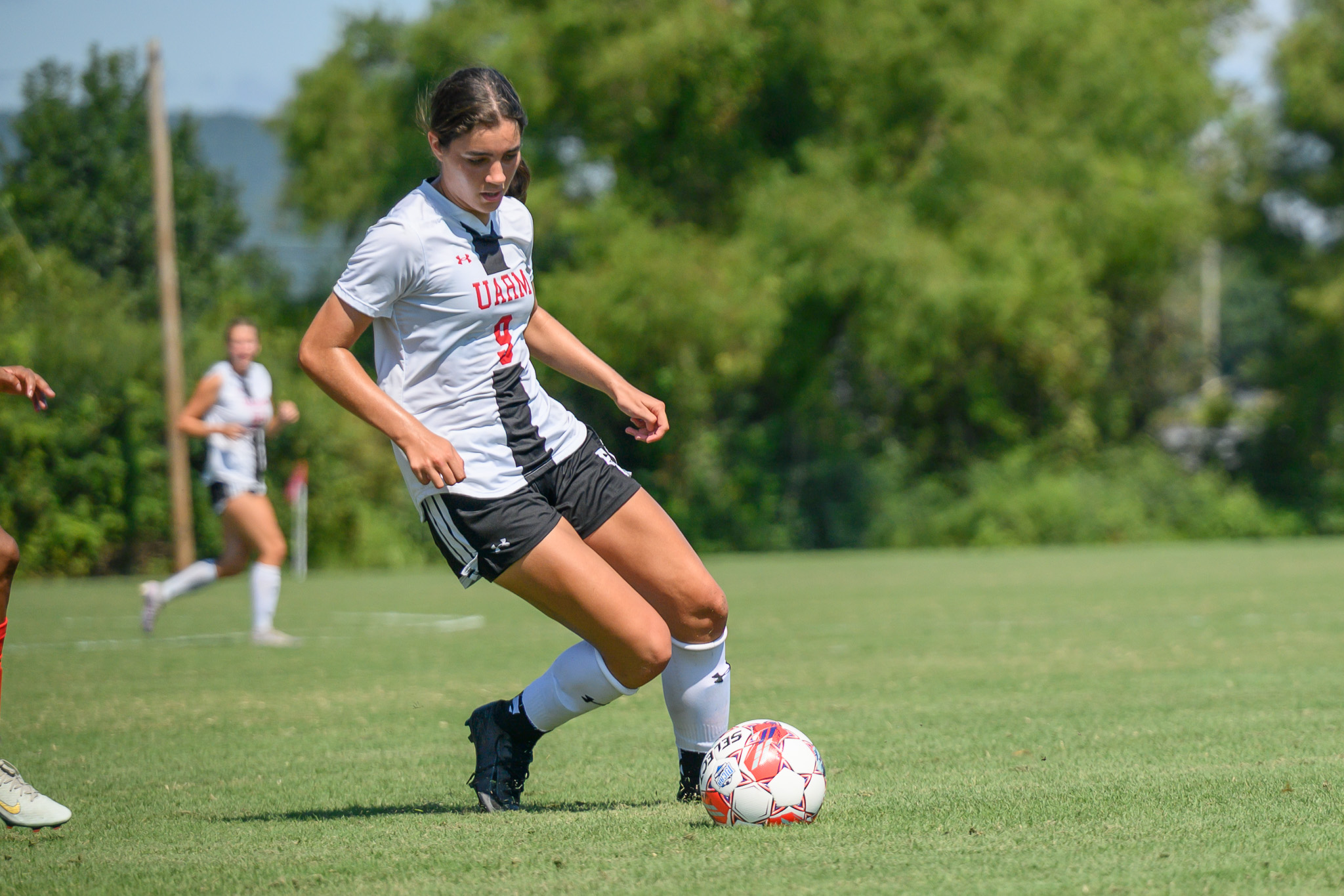 Ladies Take Down Redlands; Advance in Central Plains District